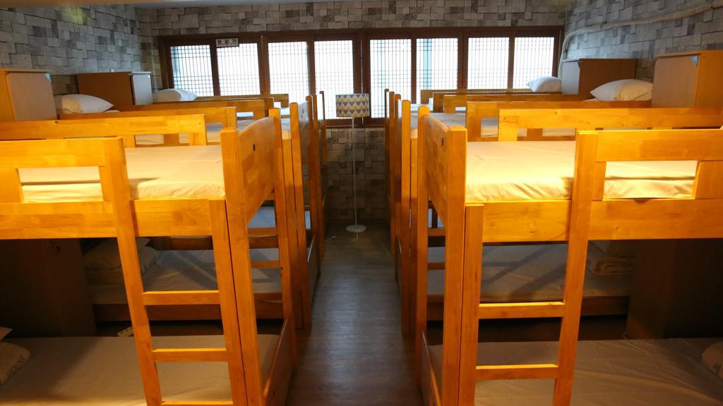 Yes Guesthouse Μπουσάν Εξωτερικό φωτογραφία